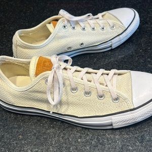 Converse Taylor OX Canvas 10 women’s 8 men’s